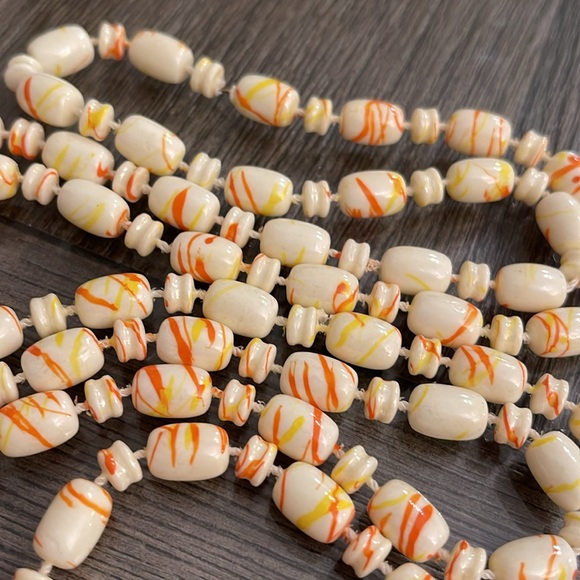 Vintage Beaded Necklace Ivory with Orange and Yellow Paint Splatter Design - Picture 5 of 13